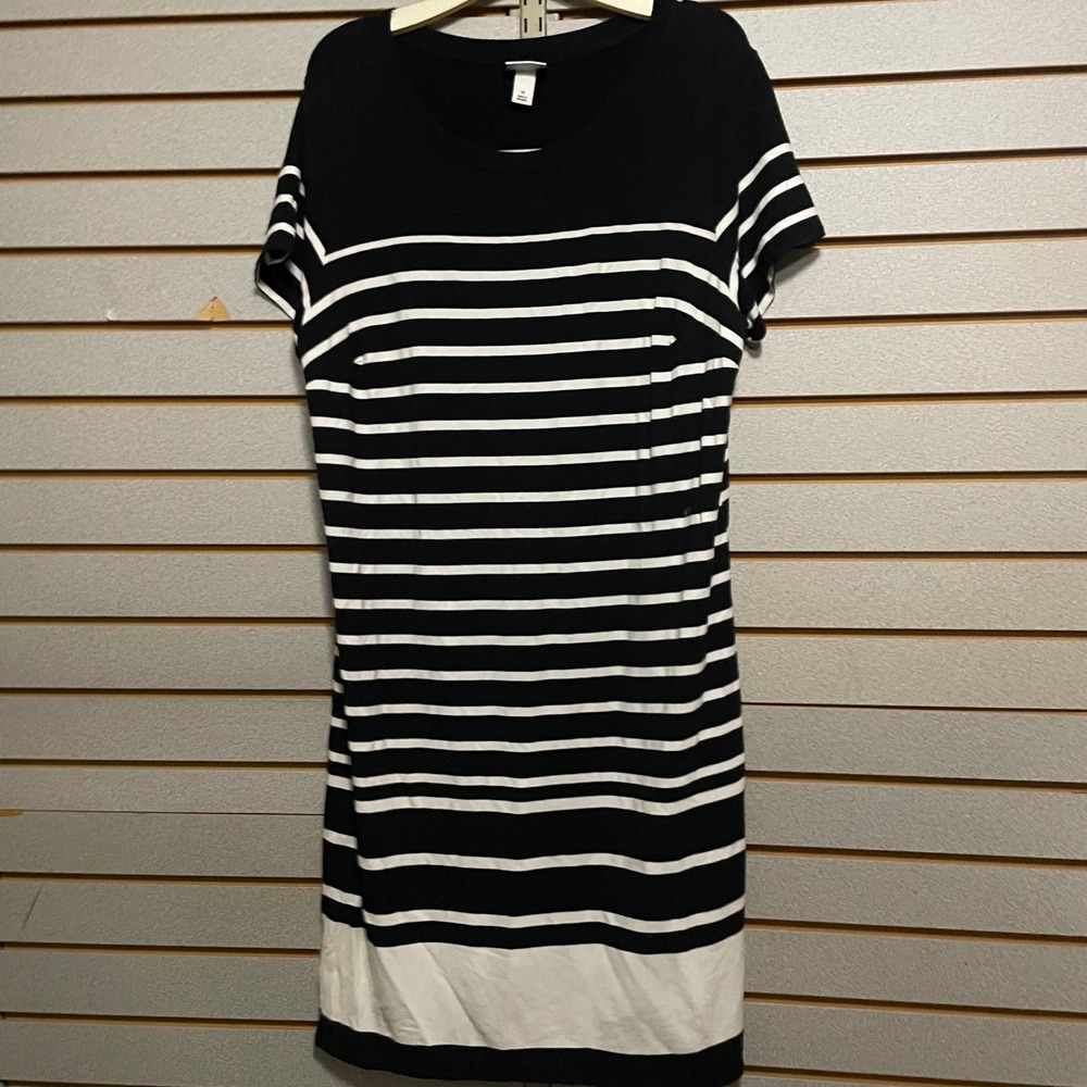 AVA & VIV Women's Black White Striped T-Shirt Dress Size 1X Short Sleeve